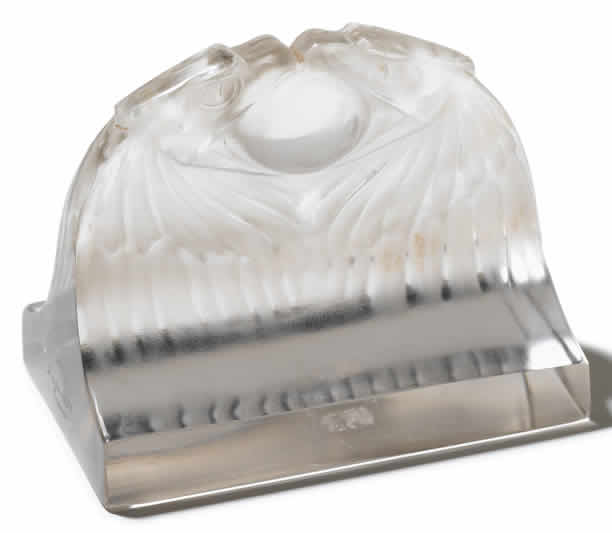 R. Lalique Deux Aigles Paperweight