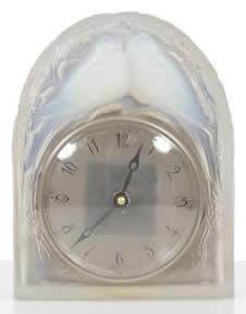 R. Lalique Deux Colombes Clock