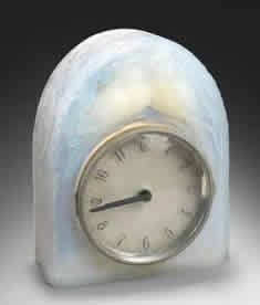 R. Lalique Deux Colombes Clock