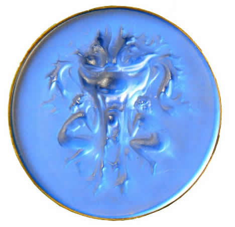 R. Lalique Deux Figurines Et Masque Brooch