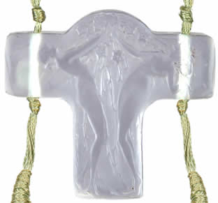 R. Lalique Deux Figurines Pendant
