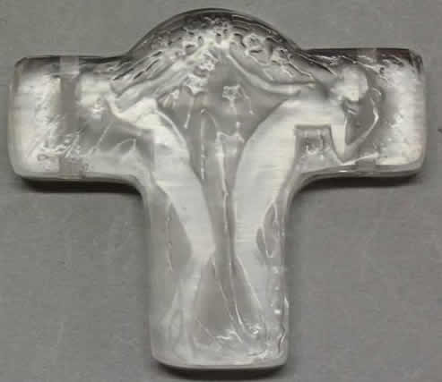 R. Lalique Deux Figurines Pendant