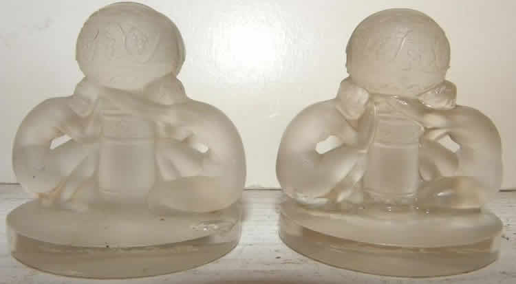 R. Lalique Deux Figurines Porte-Menu