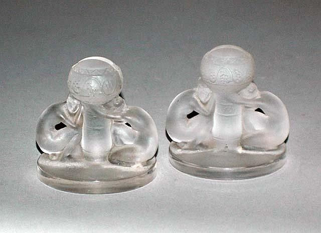 R. Lalique Deux Figurines Menu Holder