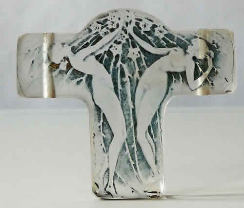 R. Lalique Deux Figurines Pendant