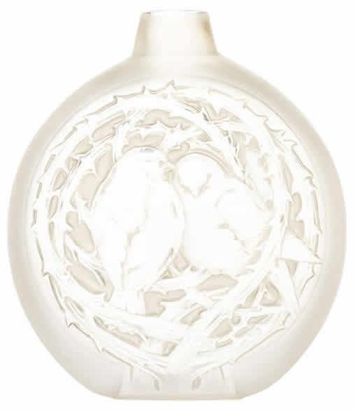 R. Lalique Deux Moineaux Bavardant Vase