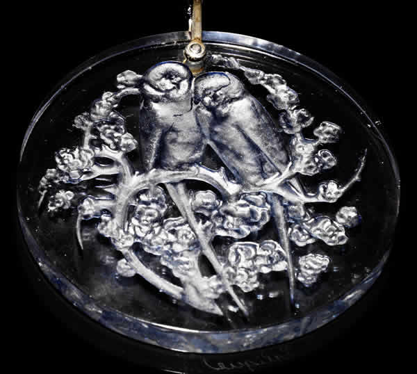 R. Lalique Deux Perruches Pendant