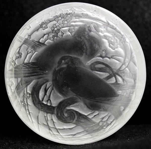 R. Lalique Deux Pigeons Box