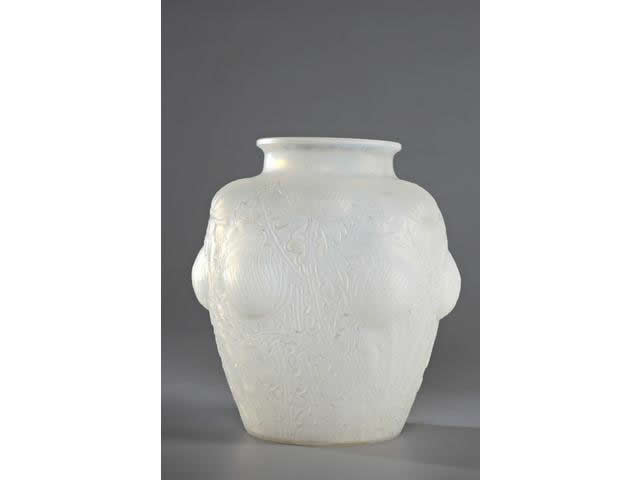 R. Lalique Domremy Vase