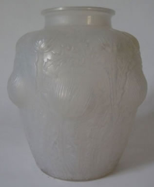 R. Lalique Domremy Vase