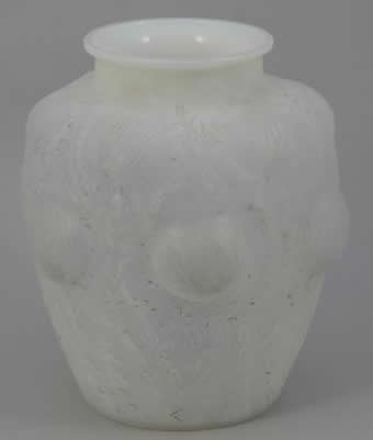 R. Lalique Domremy Vase