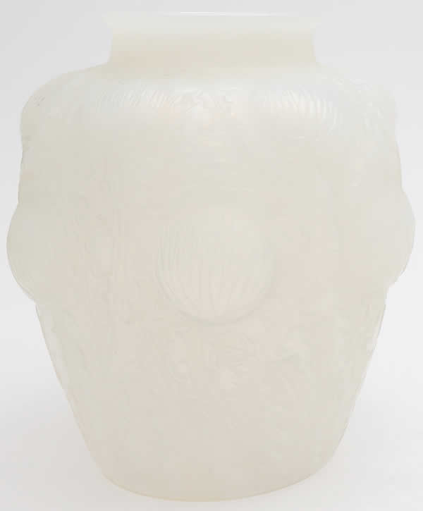 R. Lalique Domremy Vase