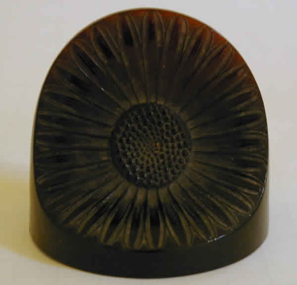 R. Lalique Double Marguerite Paperweight