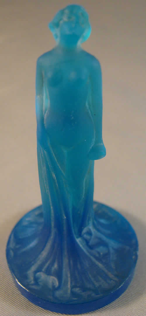 R. Lalique Drapee Cachet