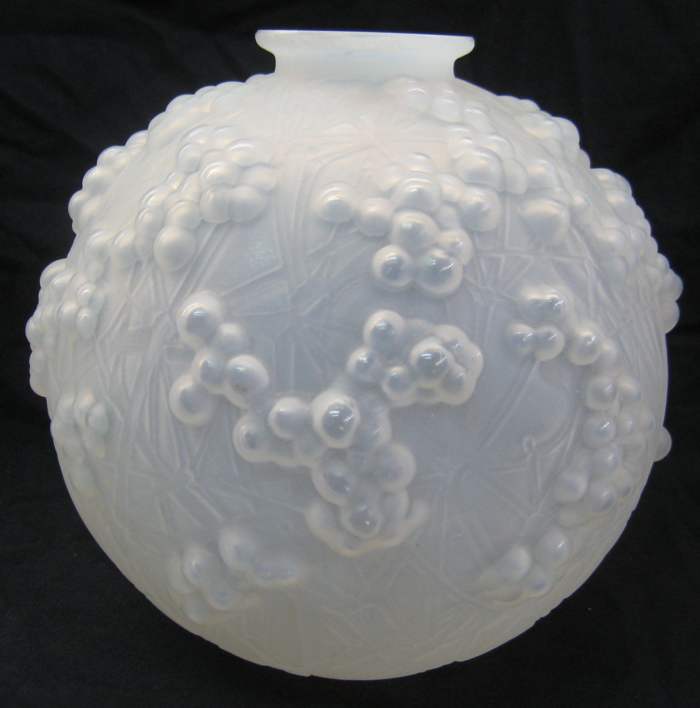 R. Lalique Druide Vase