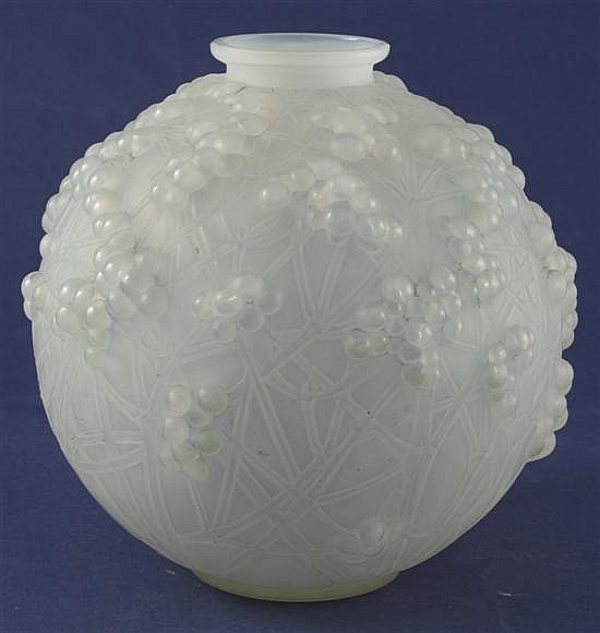 R. Lalique Druide Vase