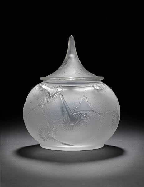 R. Lalique Du Barry Box