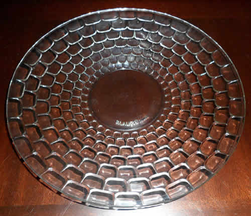 R. Lalique Ecailles Plate