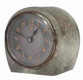 R. Lalique Eglantine Clock