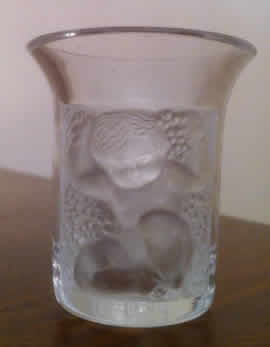 R. Lalique Enfants Shot Glass