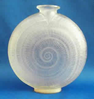 R. Lalique Escargot Vase