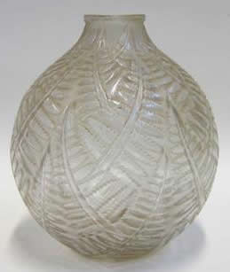 R. Lalique Espalion Vase