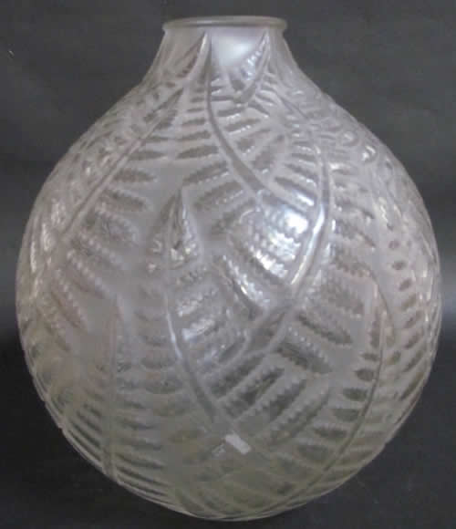 R. Lalique Espalion Vase