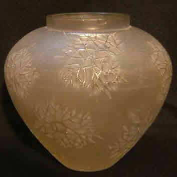 R. Lalique Esterel Vase