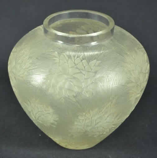 R. Lalique Esterel Vase
