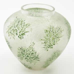 R. Lalique Esterel Vase