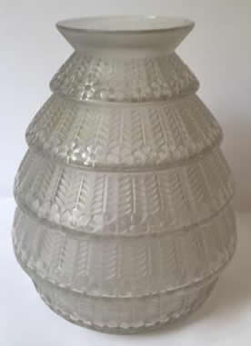 R. Lalique Ferrieres Vase
