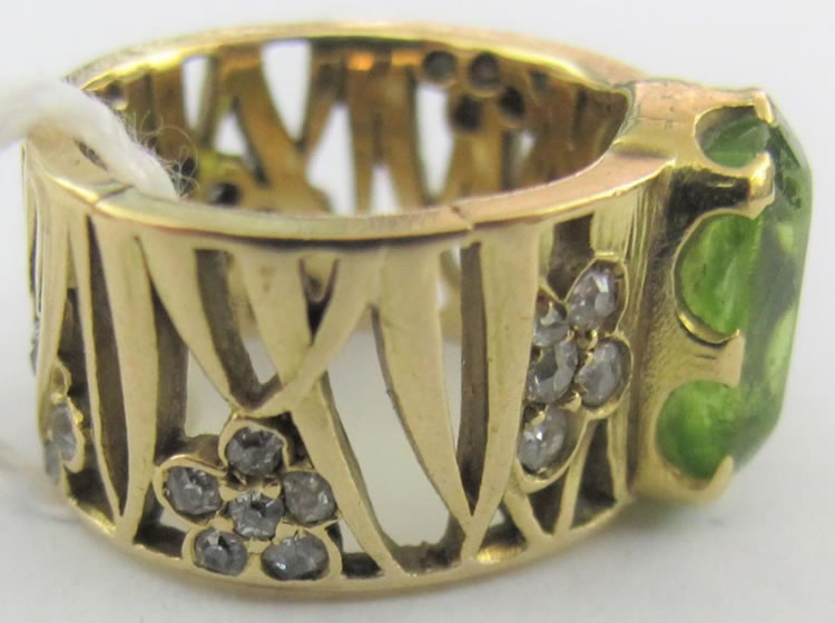 R. Lalique Feuillage et Fleurettes Ring