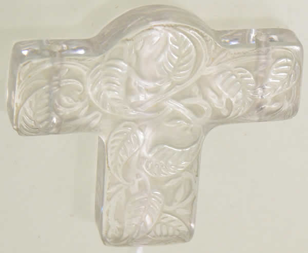 R. Lalique Feuilles De Lilas Pendant