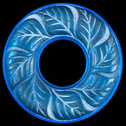 R. Lalique Feuilles Pendant