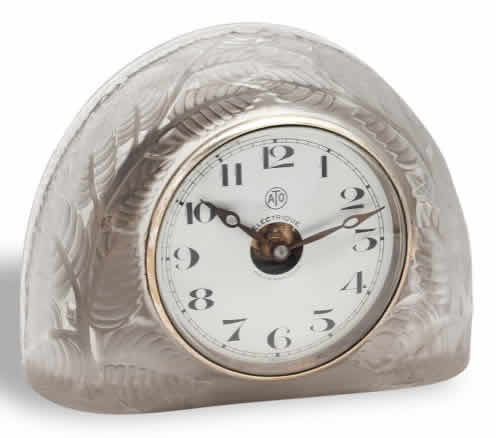 R. Lalique Feuilles Clock
