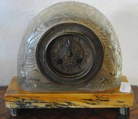 R. Lalique Feuilles Clock
