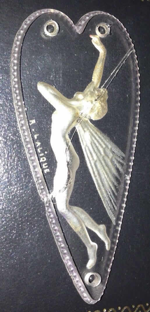 Rene Lalique Figurine Ailee-2 Pendant