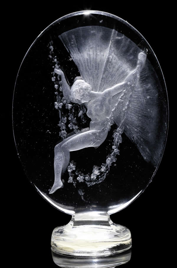 Rene Lalique Figurine Se Balancant Seal