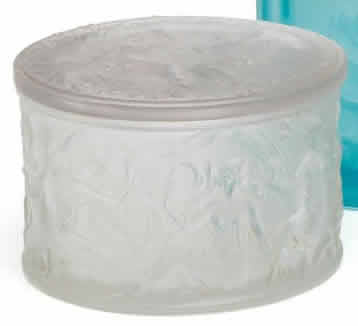 R. Lalique Figurines Et Voiles Box