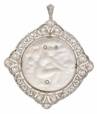 R. Lalique Fioret Pendant