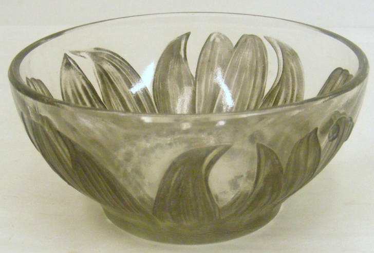 R. Lalique Fleur Bowl