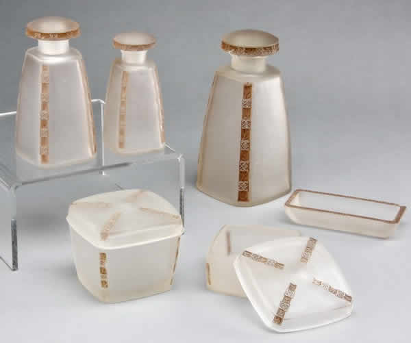 R. Lalique Fleurettes Box