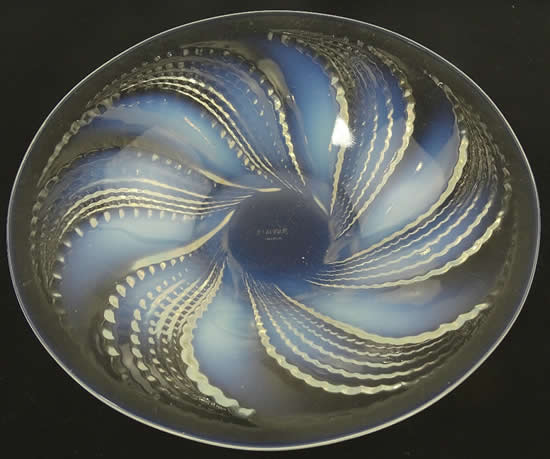 Rene Lalique Fleurons Coupe Ouverte 
