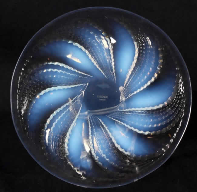 R. Lalique Fleurons Plate