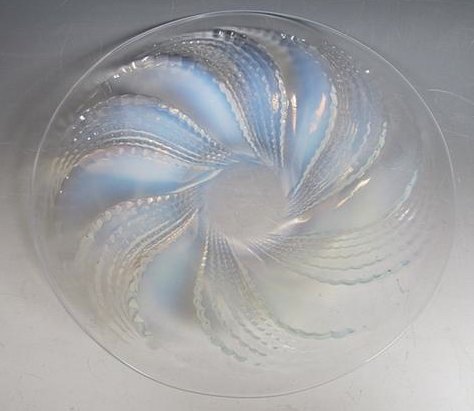 R. Lalique Fleurons Plate