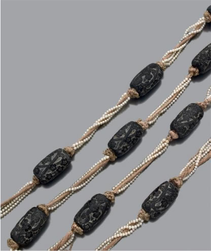 R. Lalique Fleurs Et Rinceaux Necklace