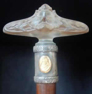 R. Lalique Fleurs Cane Handle