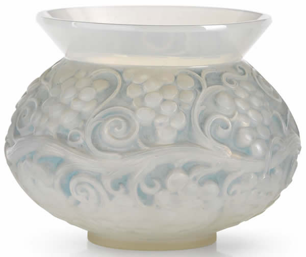 R. Lalique Fontainebleau Vase