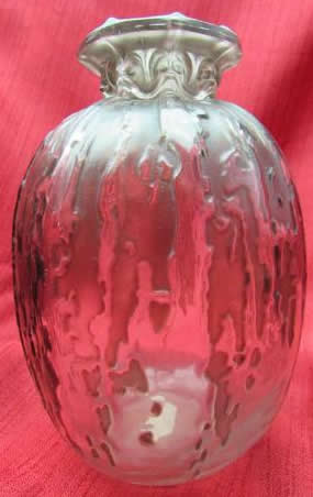 R. Lalique Fontaines Vase