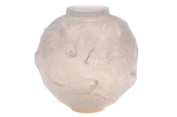 R. Lalique Formose Vase